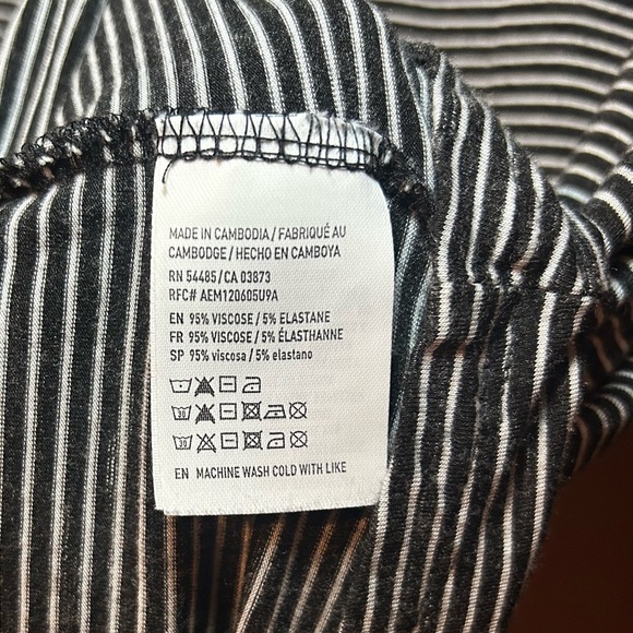 American Eagle Outfitters ‘Soft and Sexy’ striped top with bell sleeves. Size XS - Picture 3 of 8